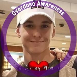 Meet your Posher, Kenneth